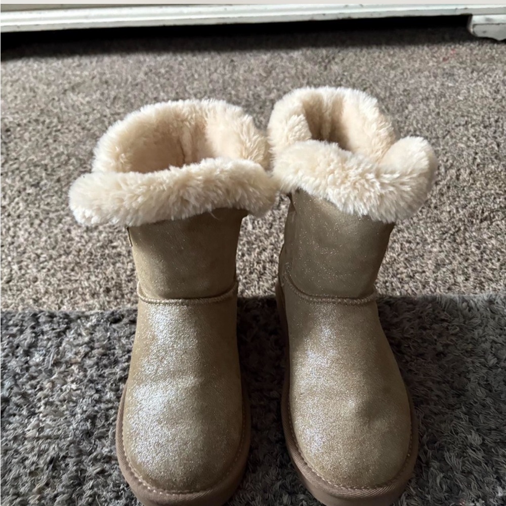Cozy Cream Boots
